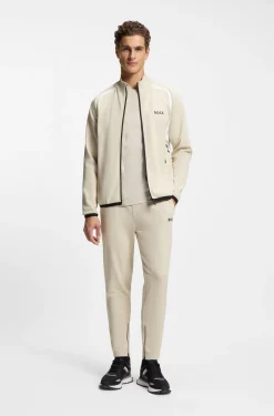 Active Jogginghose aus Stretch-Gabardine mit Reißverschlüssen an den Säumen