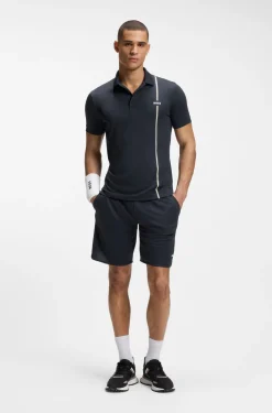 Active Shorts aus Stretch-Gewebe mit Taschen aus Mesh