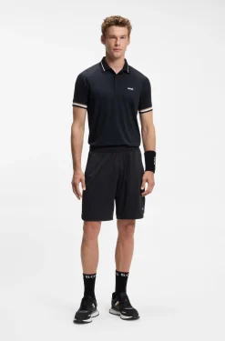 Active Shorts aus Stretch-Gewebe mit Taschen aus Mesh