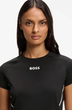 Active Slim-Fit T-Shirt mit feuchtigkeitsableitenden Eigenschaften