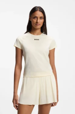 Active Slim-Fit T-Shirt mit feuchtigkeitsableitenden Eigenschaften