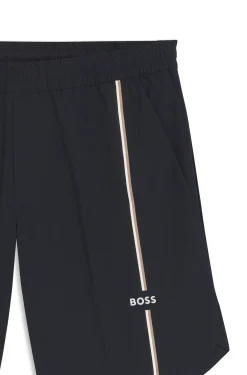 Active Tennis-Shorts aus innovativem NOVA-Gewebe