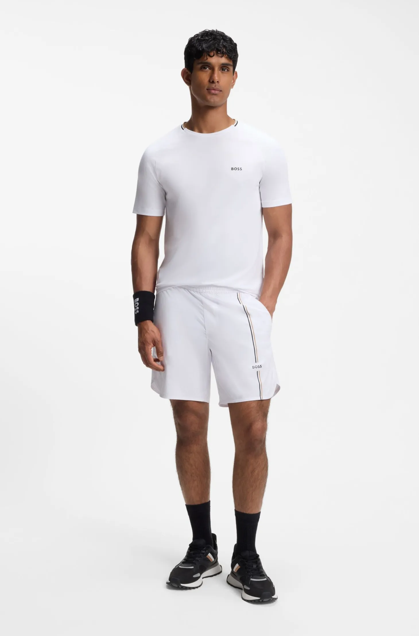 Active T-Shirt aus feuchtigkeitsableitendem Gewebe mit Tennisball-Prägung