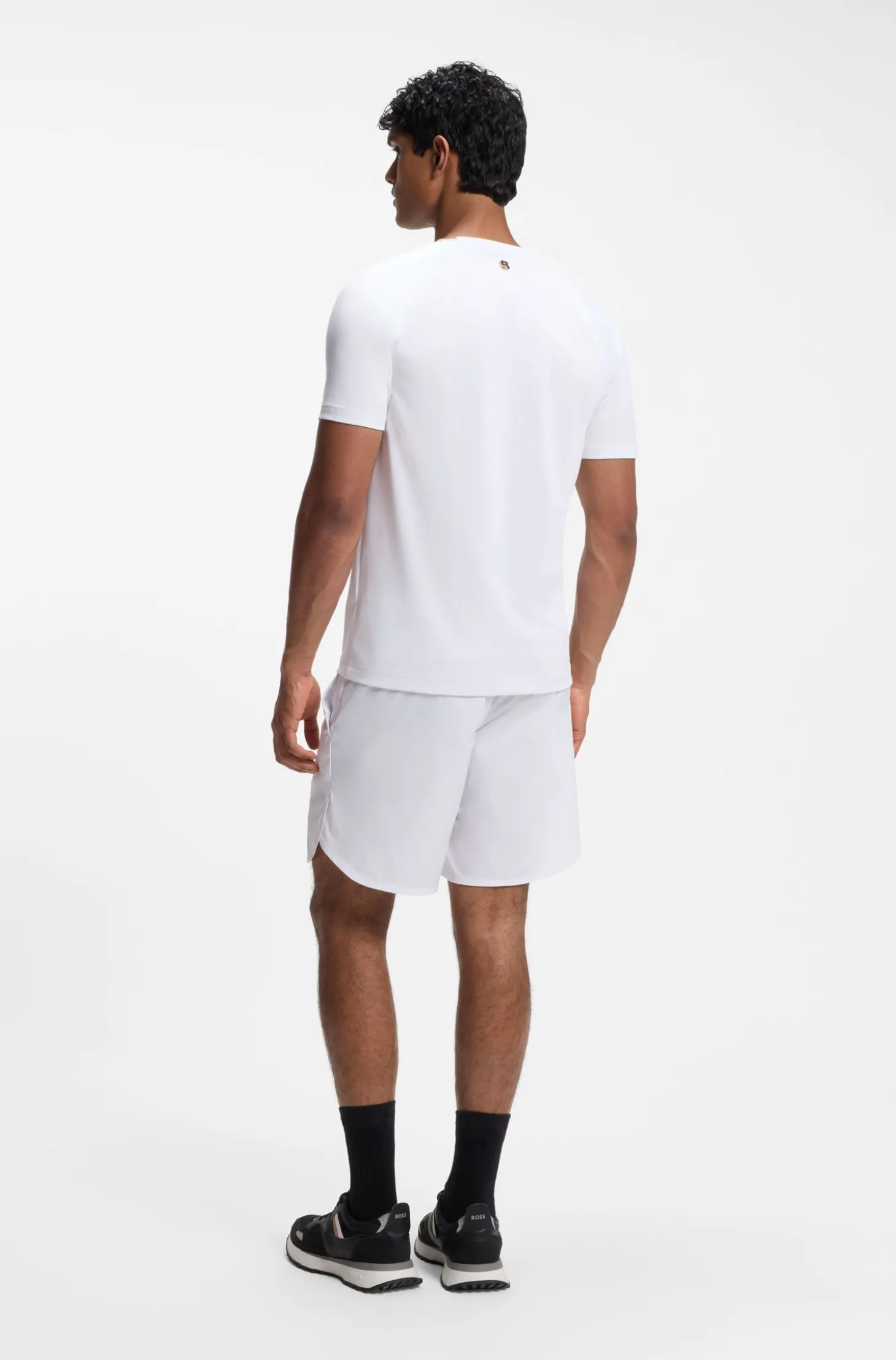 Active T-Shirt aus feuchtigkeitsableitendem Gewebe mit Tennisball-Prägung