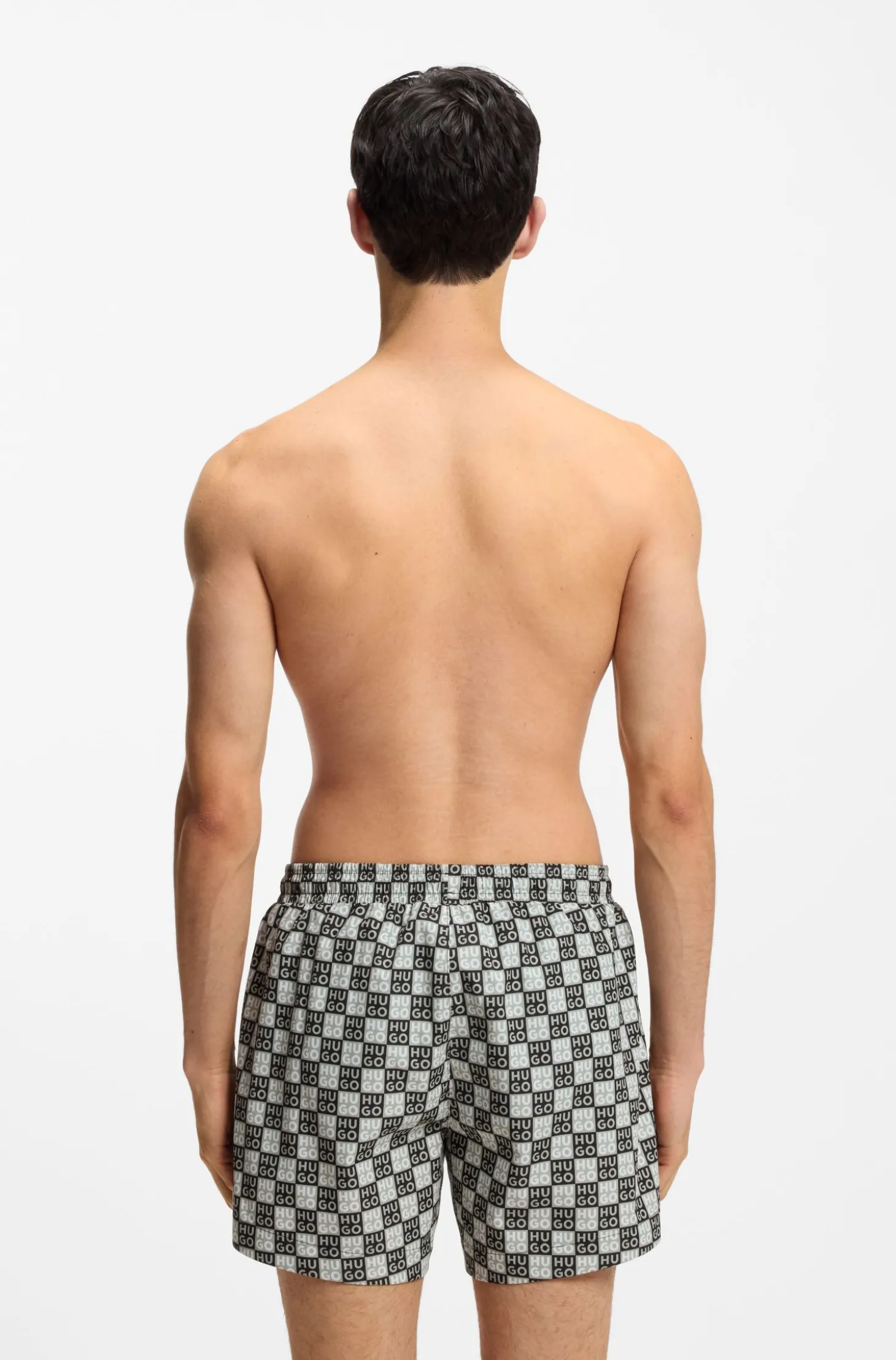 Badeshorts mit Schachbrett-Logos