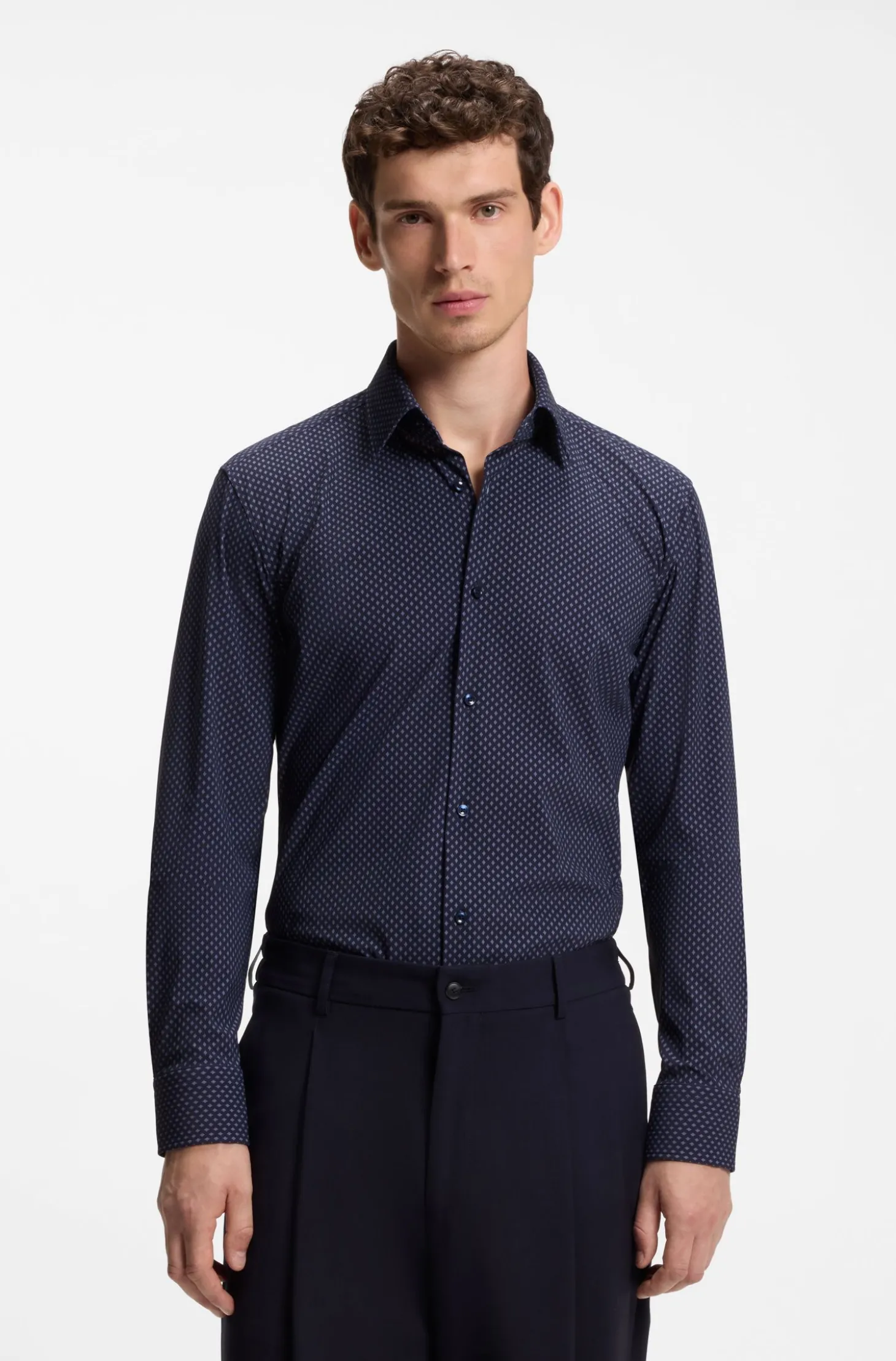 Bedrucktes Slim-Fit Hemd aus Performance-Stretch-Gewebe