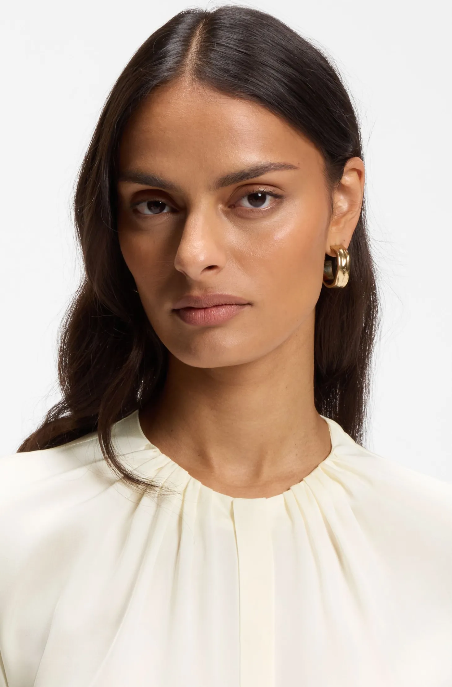 Bluse aus Stretch-Seide mit gerafften Details