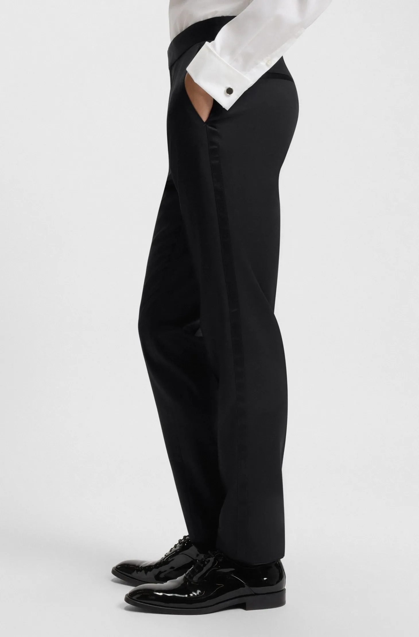 BOSS ONE Slim-Fit Smoking-Hose aus Schurwoll-Serge