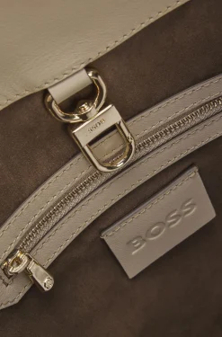 BOSS Revers Bucket Bag aus bedrucktem Veloursleder mit Gürteldetail