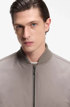 BOSS x ASTON MARTIN Bomberjacke aus wasserabweisendem Twill