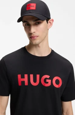 Cap aus Baumwoll-Twill mit rotem Logo-Label