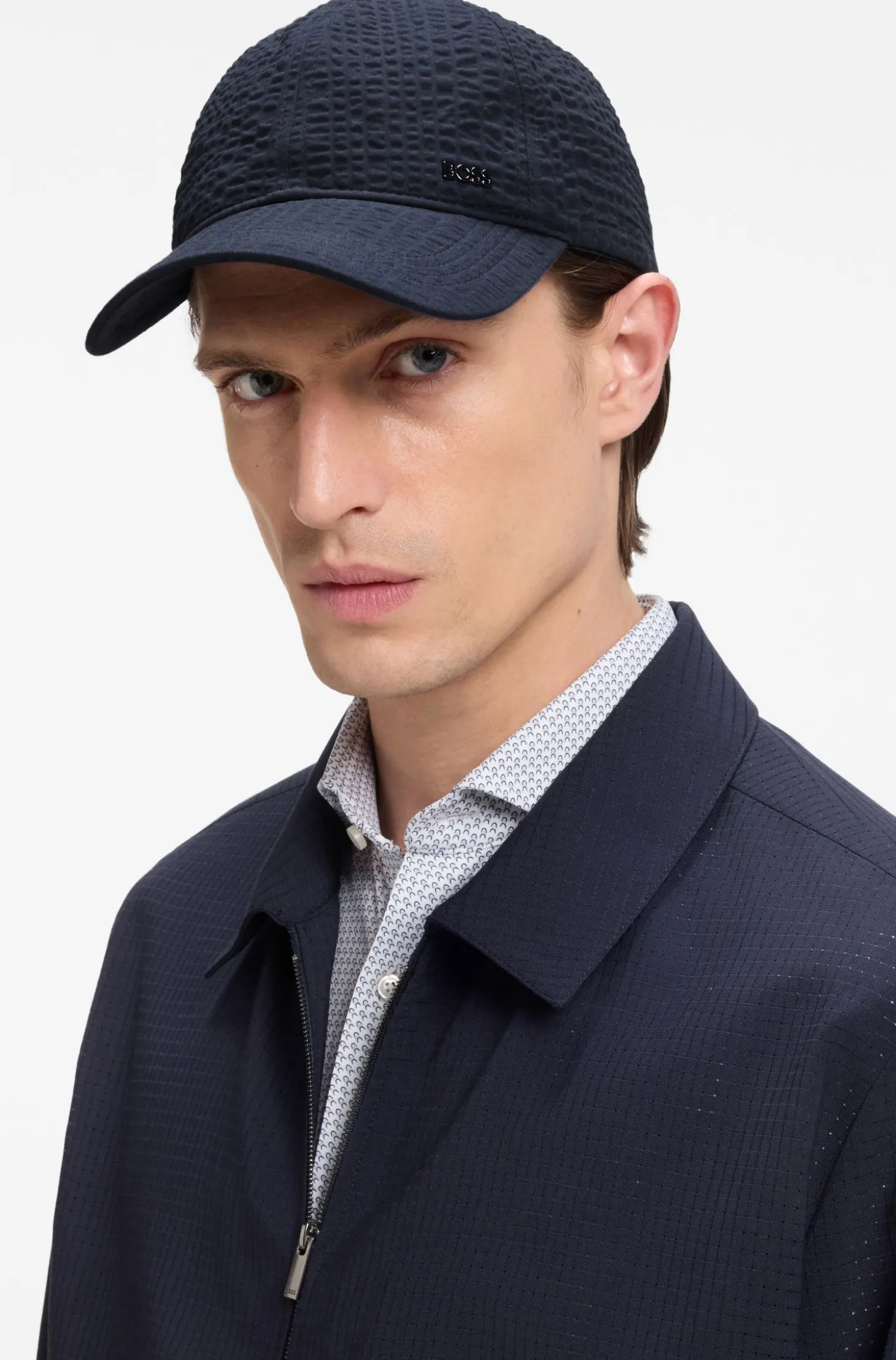 Cap aus Seersucker-Stretch-Baumwolle mit metallenen Logo-Buchstaben
