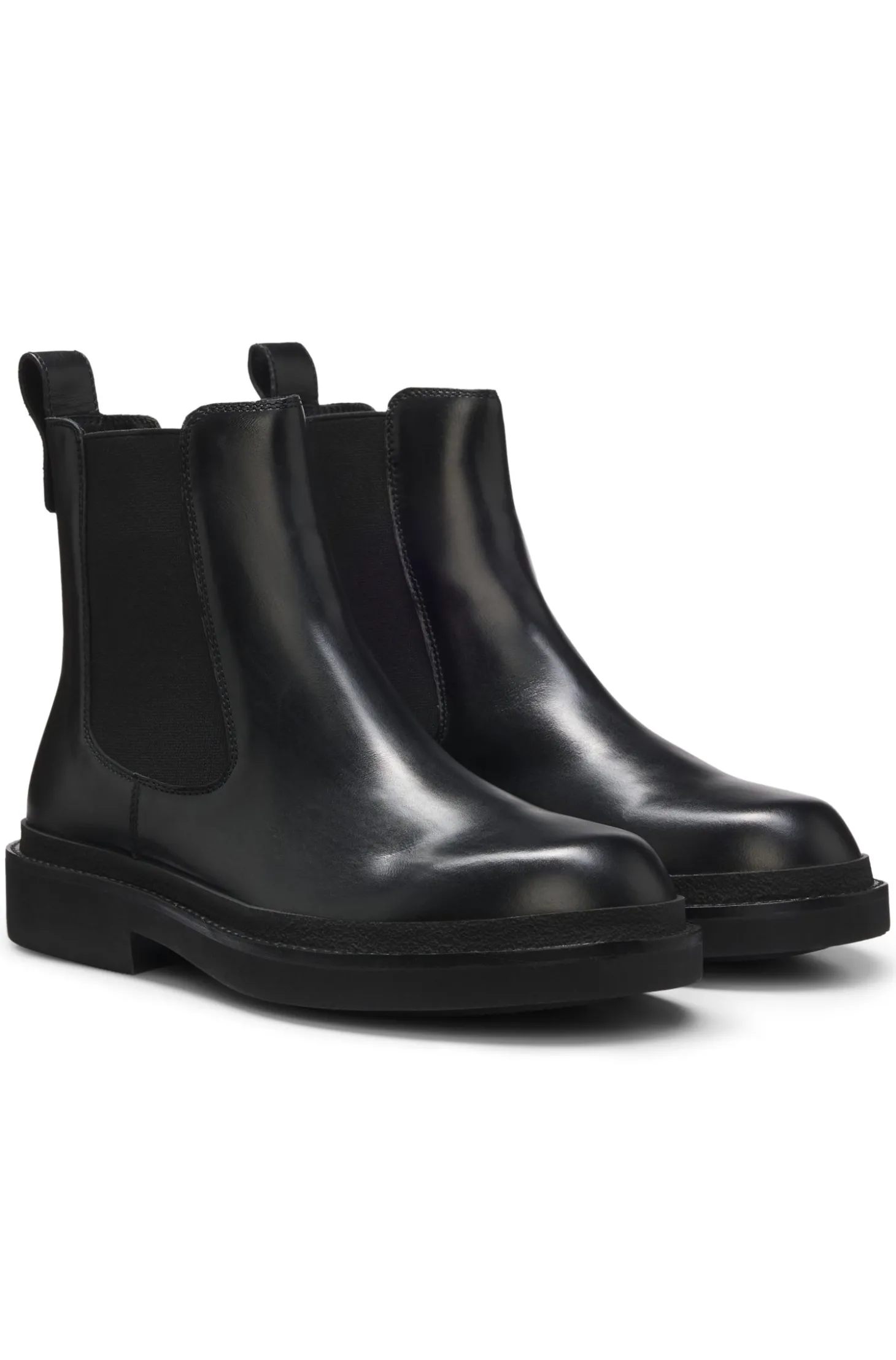 Chelsea Boots aus Leder mit goldfarbenem Double-B-Monogramm