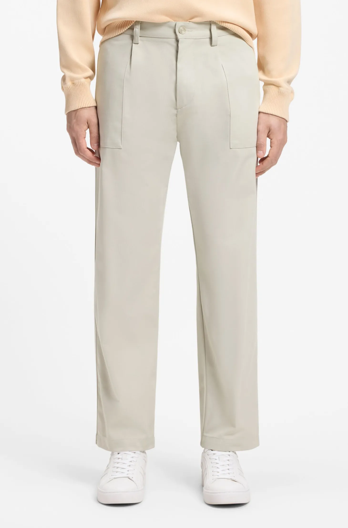 Chino aus Baumwoll-Mix mit Bundfalte und aufgesetzter Tasche
