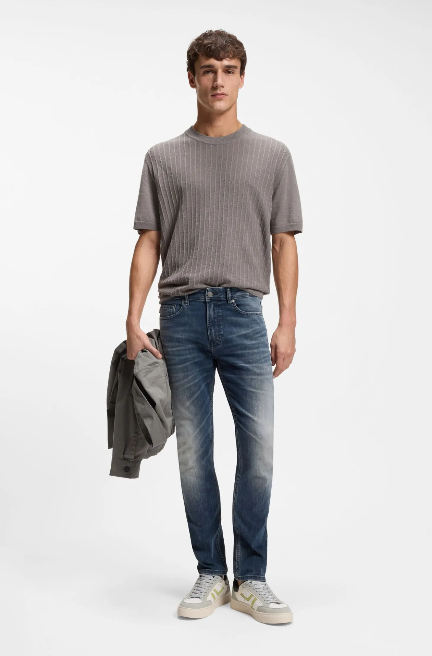 Delaware Schwarzblaue Slim-Fit Jeans aus bequemem Stretch-Denim