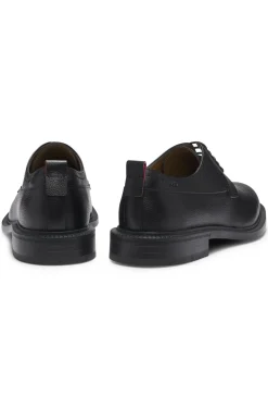 Derbys aus genarbtem Leder