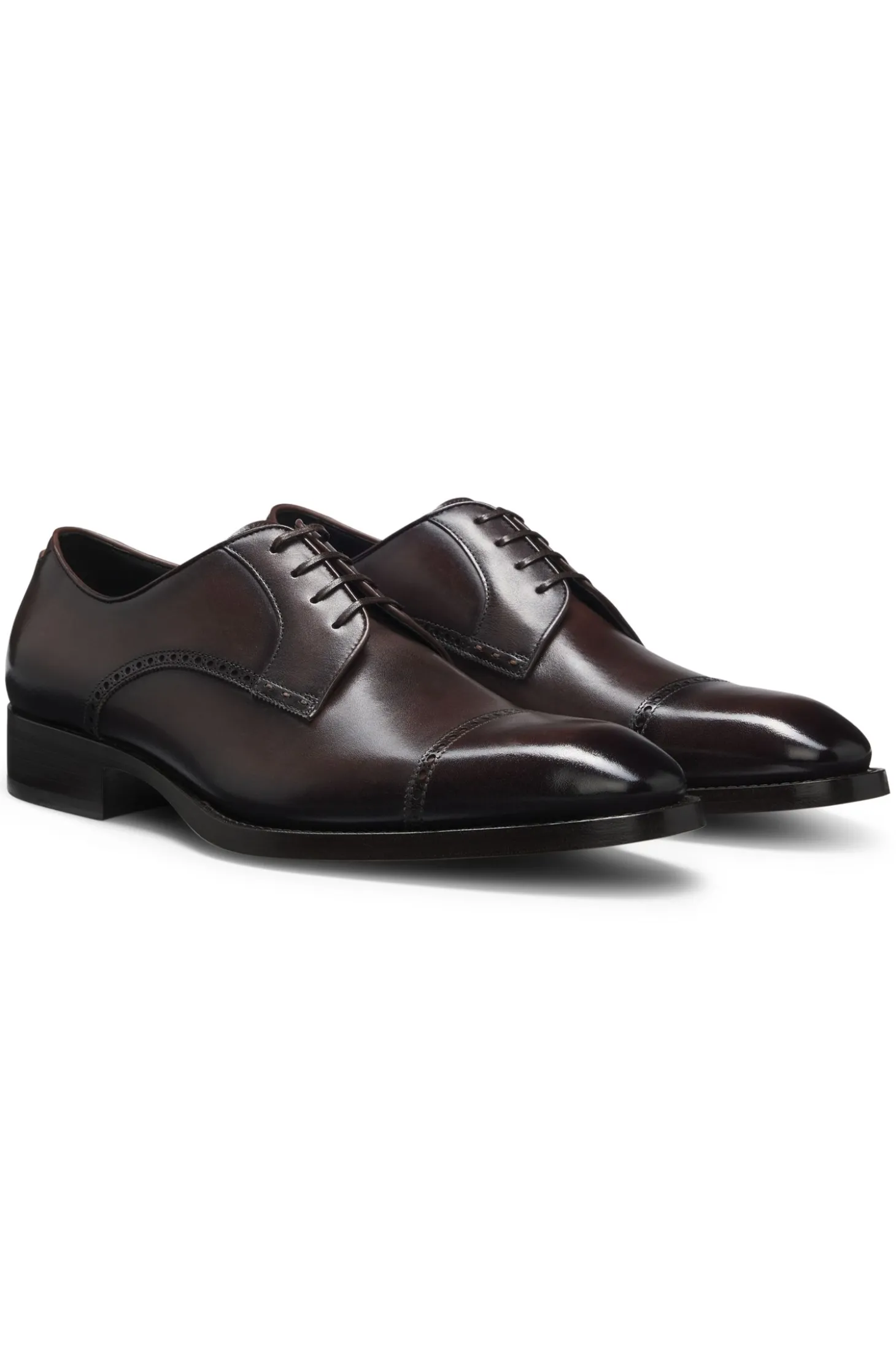 Derbys aus Leder mit Brogue-Details