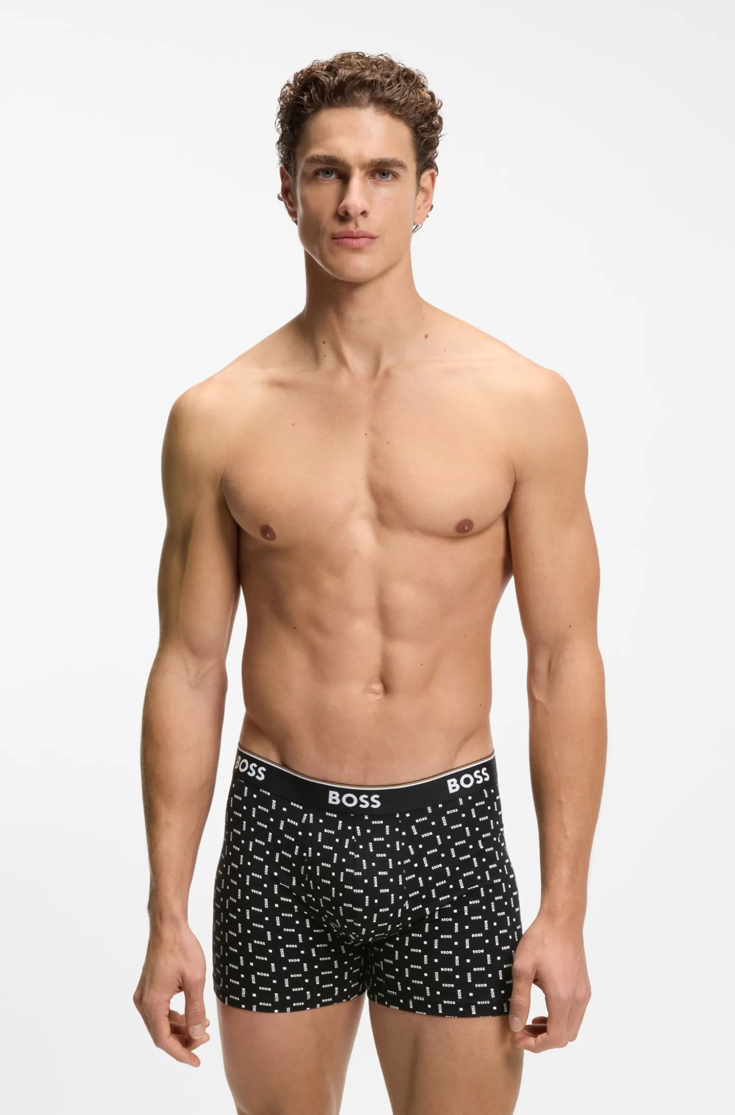 Dreierpack eng anliegende Boxershorts aus Stretch-Baumwolle mit Logos am Bund