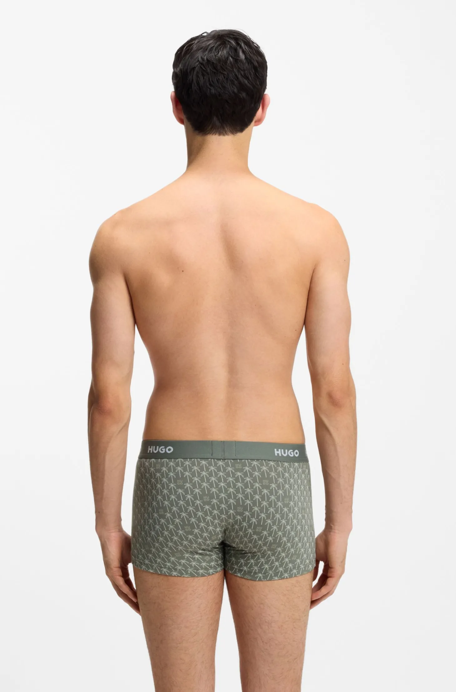 Dreierpack eng anliegende Boxershorts mit kurzem Bein aus Stretch-Baumwolle mit Logo-Bund
