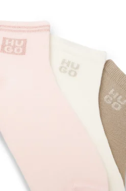 Dreierpack kurze Socken mit Logos aus metallenem Garn