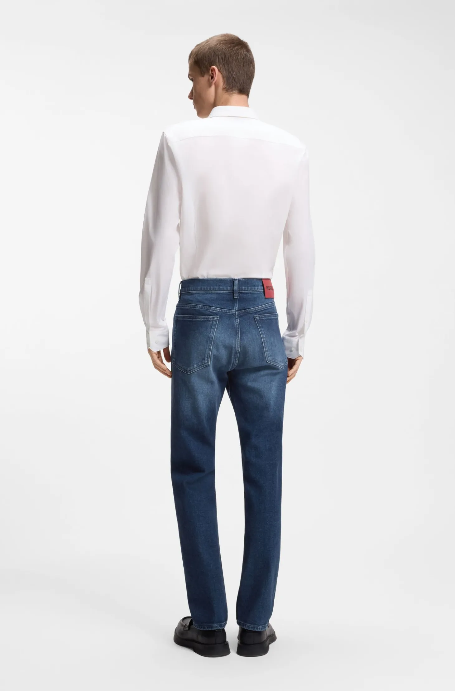 Dunkelblaue Slim-Fit Jeans aus bequemem Stretch-Denim