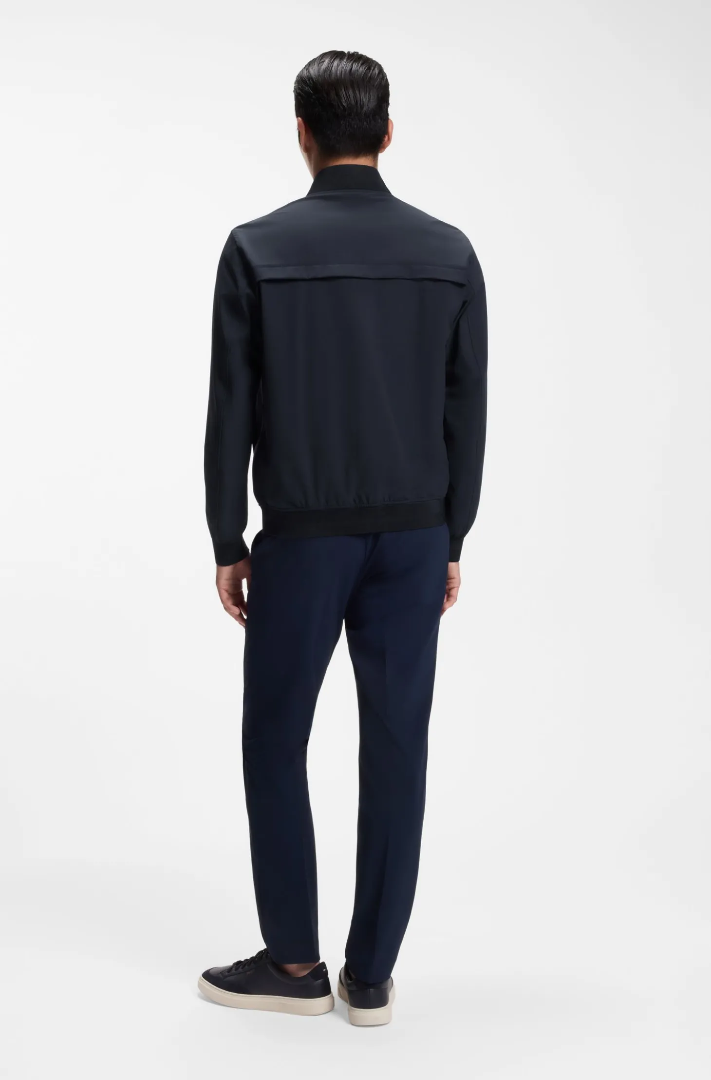 Filigran gemustertes Slim-Fit Sakko aus Stretch-Gewebe