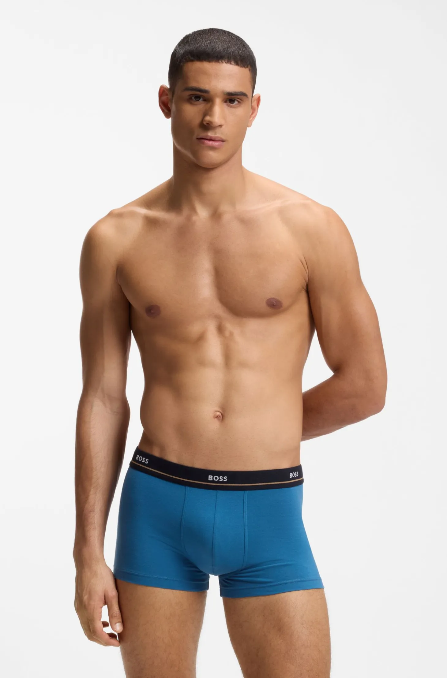 Fünferpack eng anliegende Boxershorts mit kurzem Bein aus Stretch-Baumwolle mit Logos am Bund