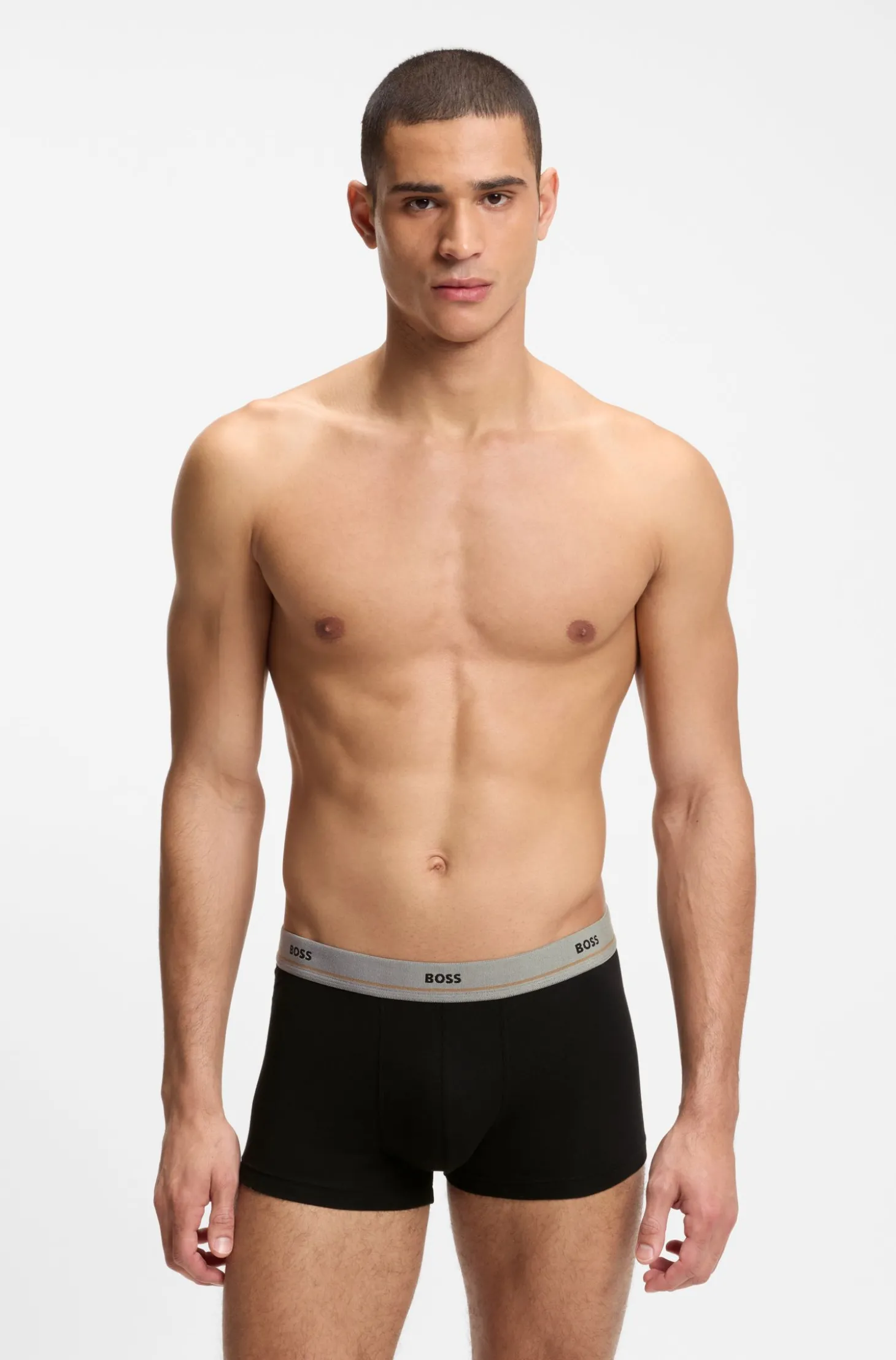 Fünferpack eng anliegende Boxershorts mit kurzem Bein aus Stretch-Baumwolle mit Logos am Bund