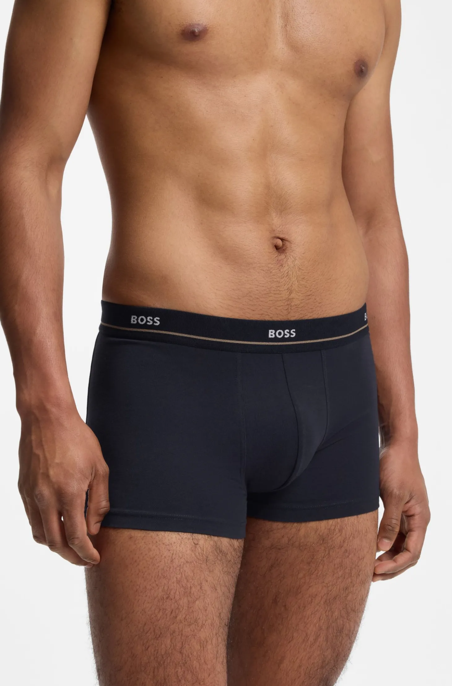 Fünferpack eng anliegende Boxershorts mit kurzem Bein aus Stretch-Baumwolle mit Logos am Bund