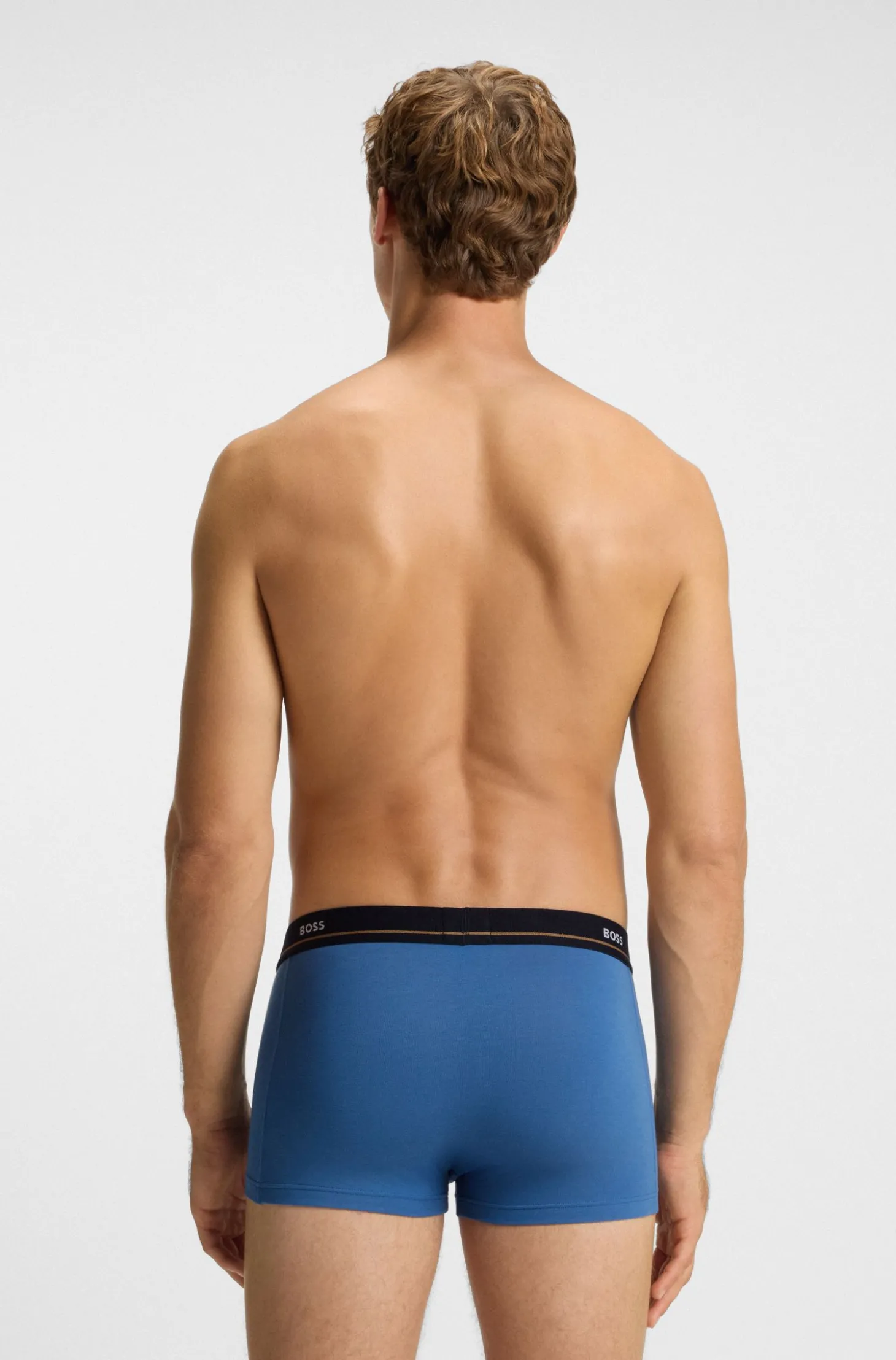 Fünferpack eng anliegende Boxershorts mit kurzem Bein aus Stretch-Baumwolle mit Logos am Bund
