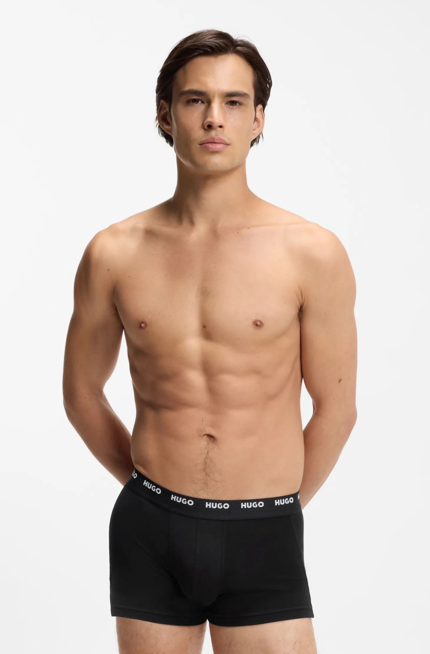 Fünfer-Pack eng anliegende Boxershorts aus Stretch-Baumwolle mit kurzem Bein und Logos am Bund