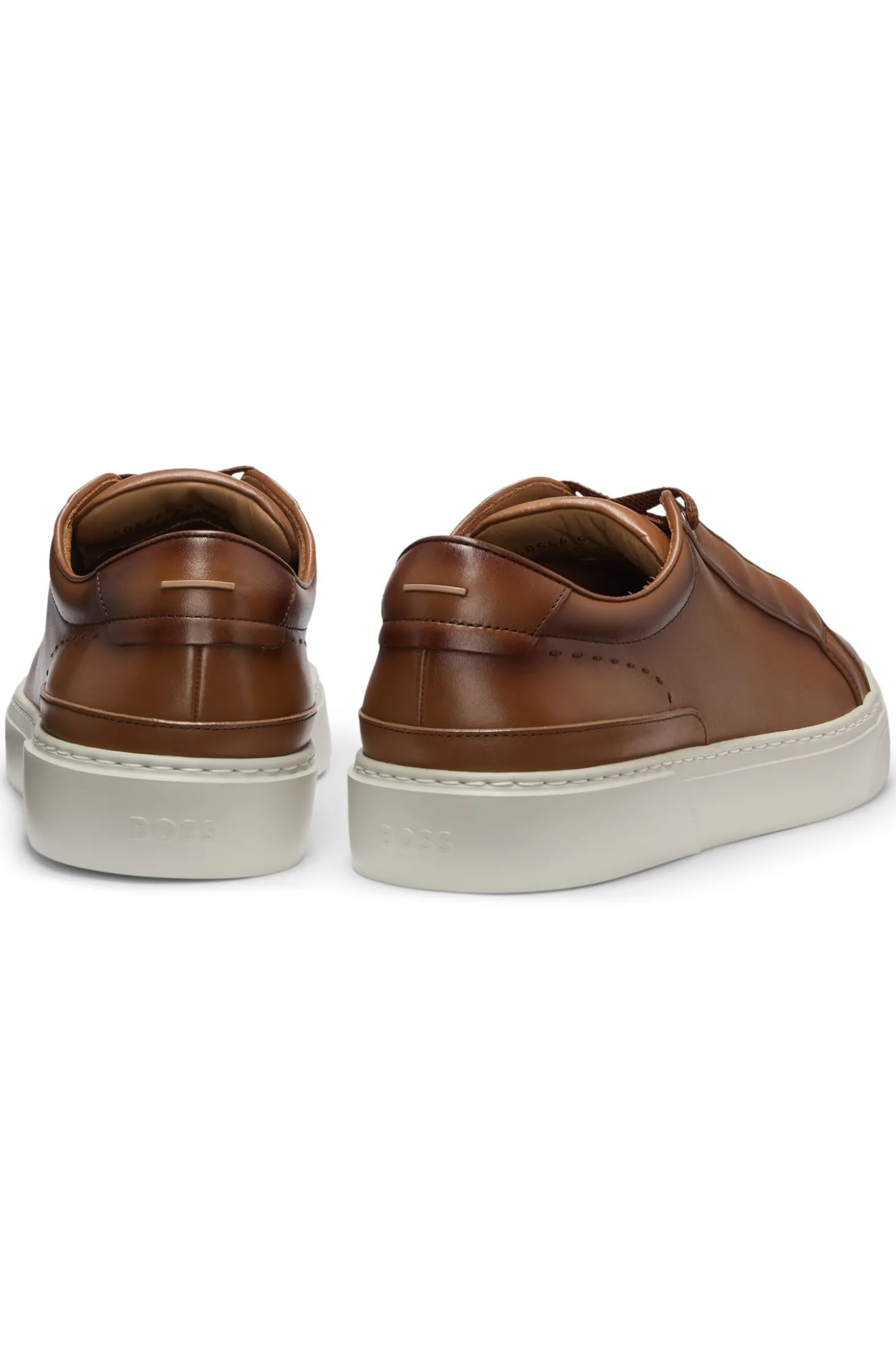 Gary Sneakers aus gebürstetem Leder mit elastischen Schnürsenkeln
