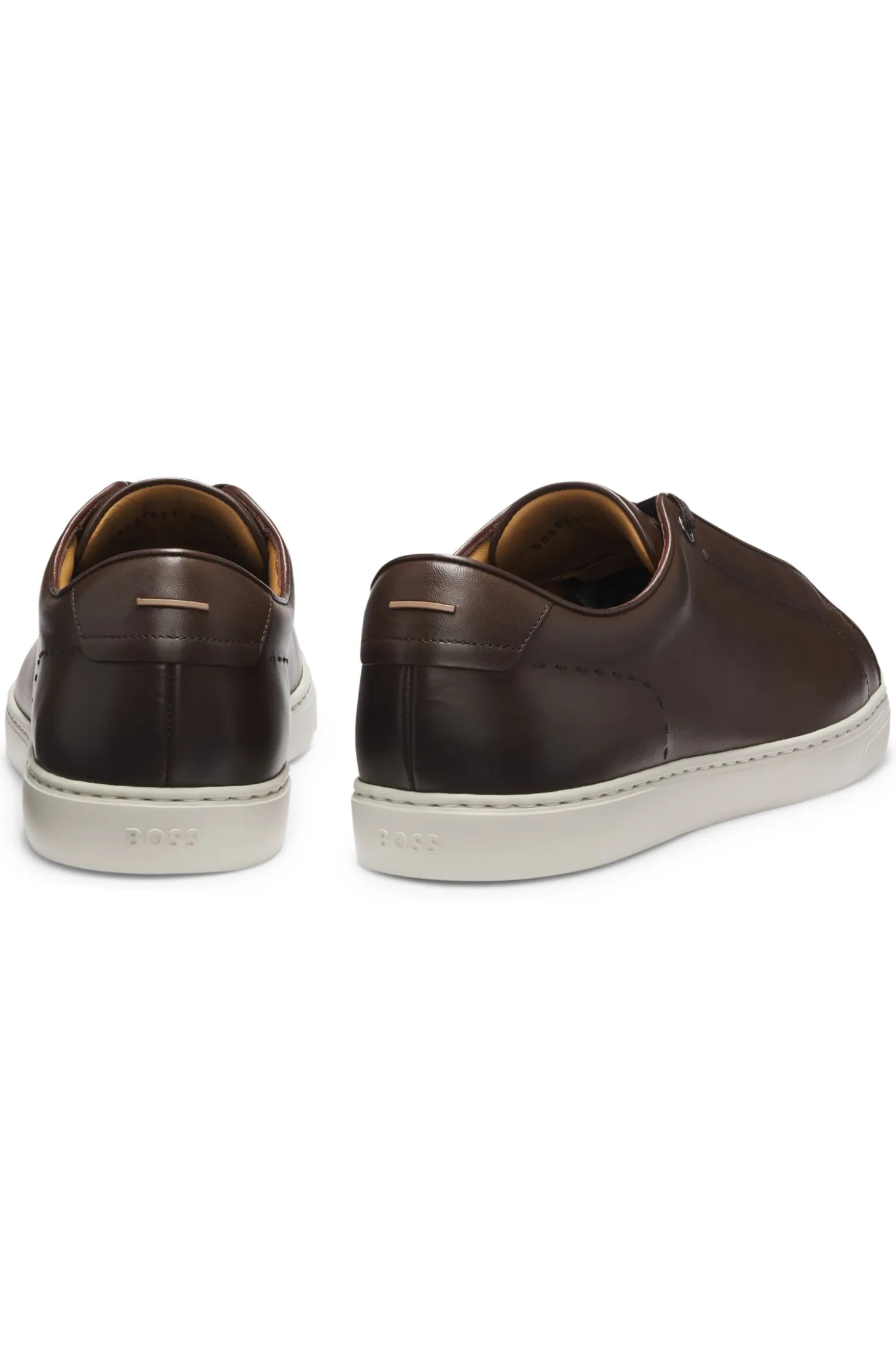 Gary Sneakers aus gebürstetem Leder
