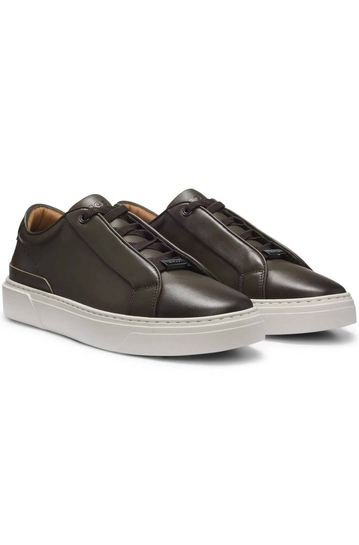 Gary Sneakers aus gebürstetem Leder mit elastischen Schnürsenkeln