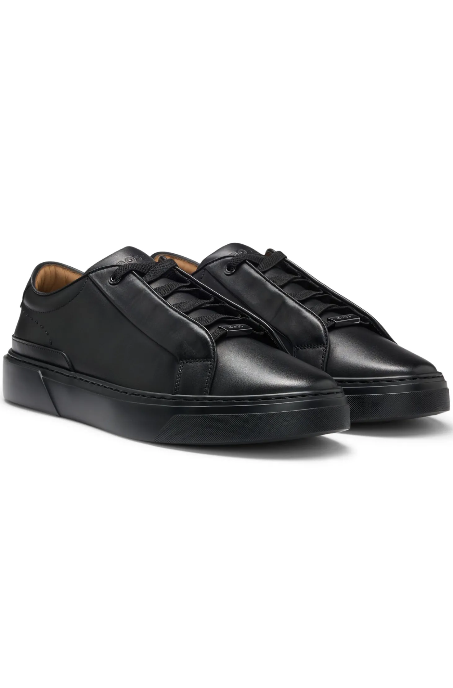 Gary Sneakers aus gebürstetem Leder mit elastischen Schnürsenkeln