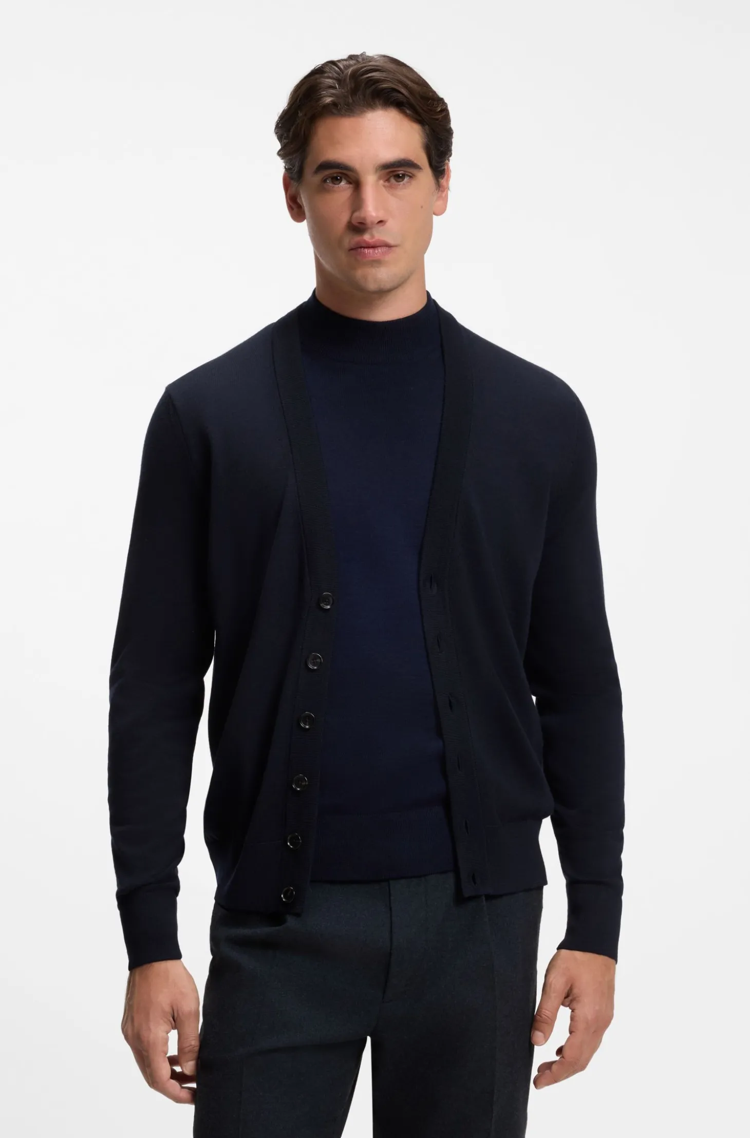 Geknöpfter Cardigan aus extrafeiner Merinowolle
