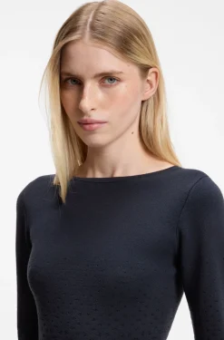 Gemustertes Kleid aus Stretch-Strick mit U-Boot-Ausschnitt
