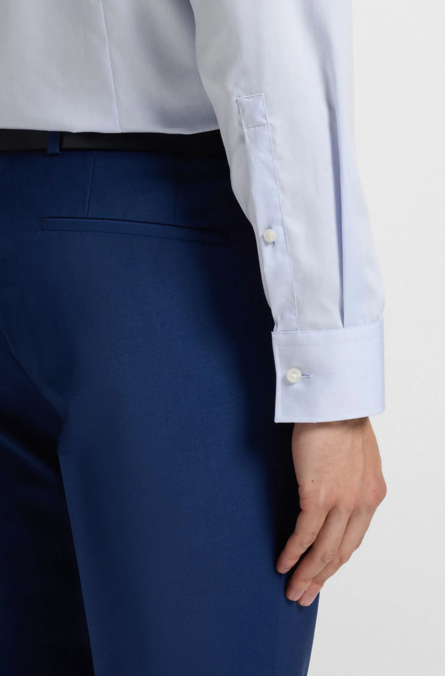 Gestreiftes Slim-Fit Business-Hemd aus Baumwolle