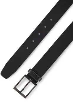 Gürtel aus italienischem Leder mit gebürsteten Metalldetails