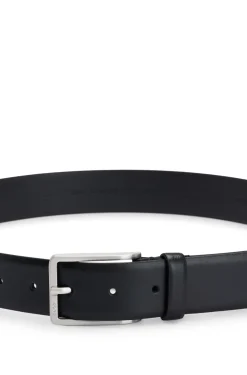 Gürtel aus italienischem Leder mit Metalldetails in gebürsteter Silber-Optik