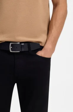 Gürtel aus italienischem Leder mit Logo-Gravur auf der Schließe