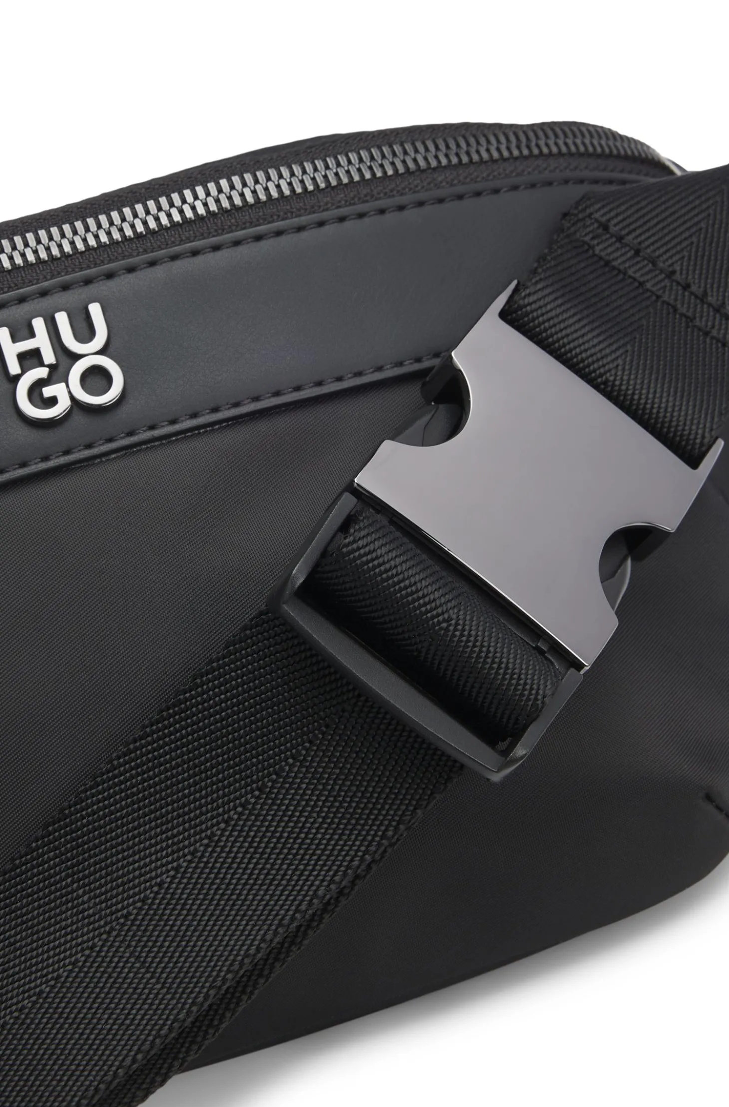 Gürteltasche aus Twill mit Stack-Logo aus Metall