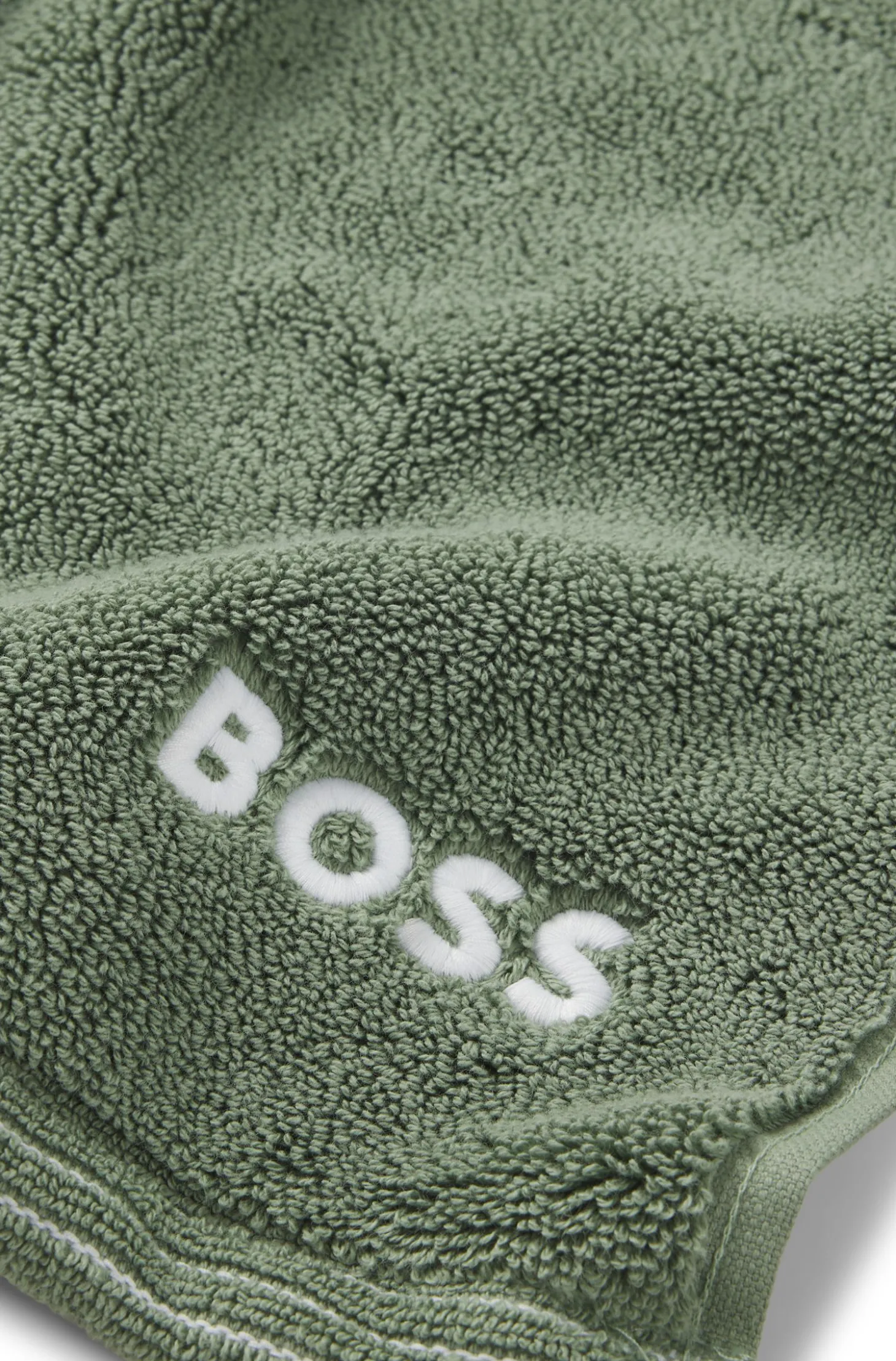 Handtuch aus Baumwolle mit Kontrast-Logo-Stickerei
