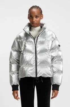 Hochglänzende Steppjacke mit Logo-Aufnäher aus Silikon