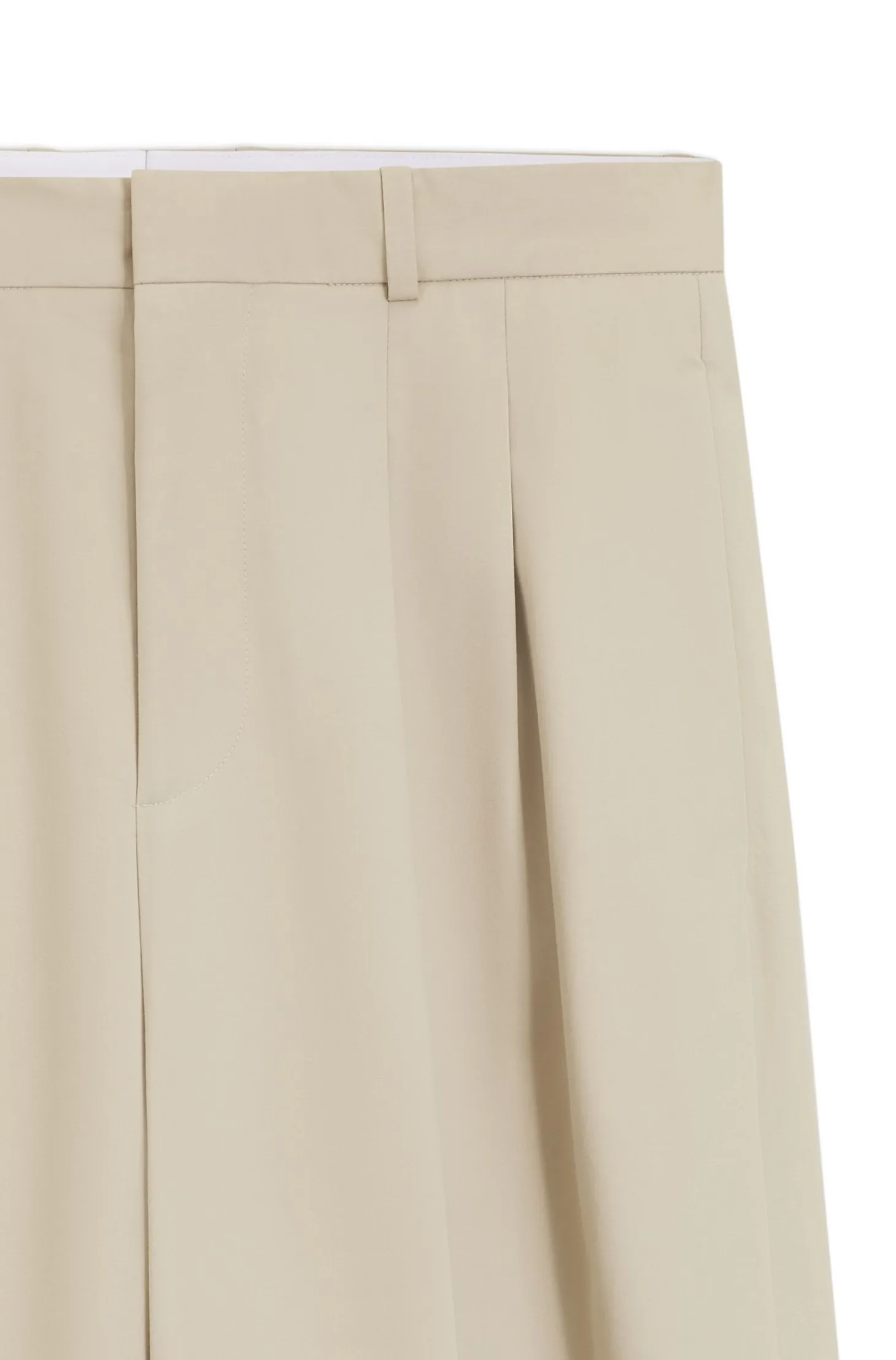 Hose aus Stretch-Baumwolle mit weitem Beinverlauf