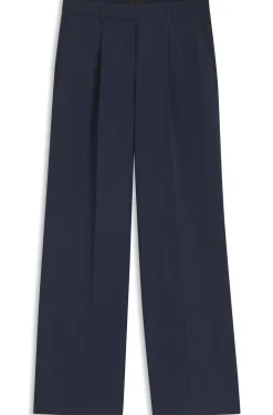 Hose aus Stretch-Gewebe mit weitem Beinverlauf