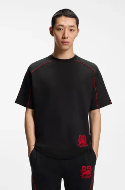 HUGO x RB T-Shirt aus Baumwoll-Mix mit kontrastfarbenen Paspeln