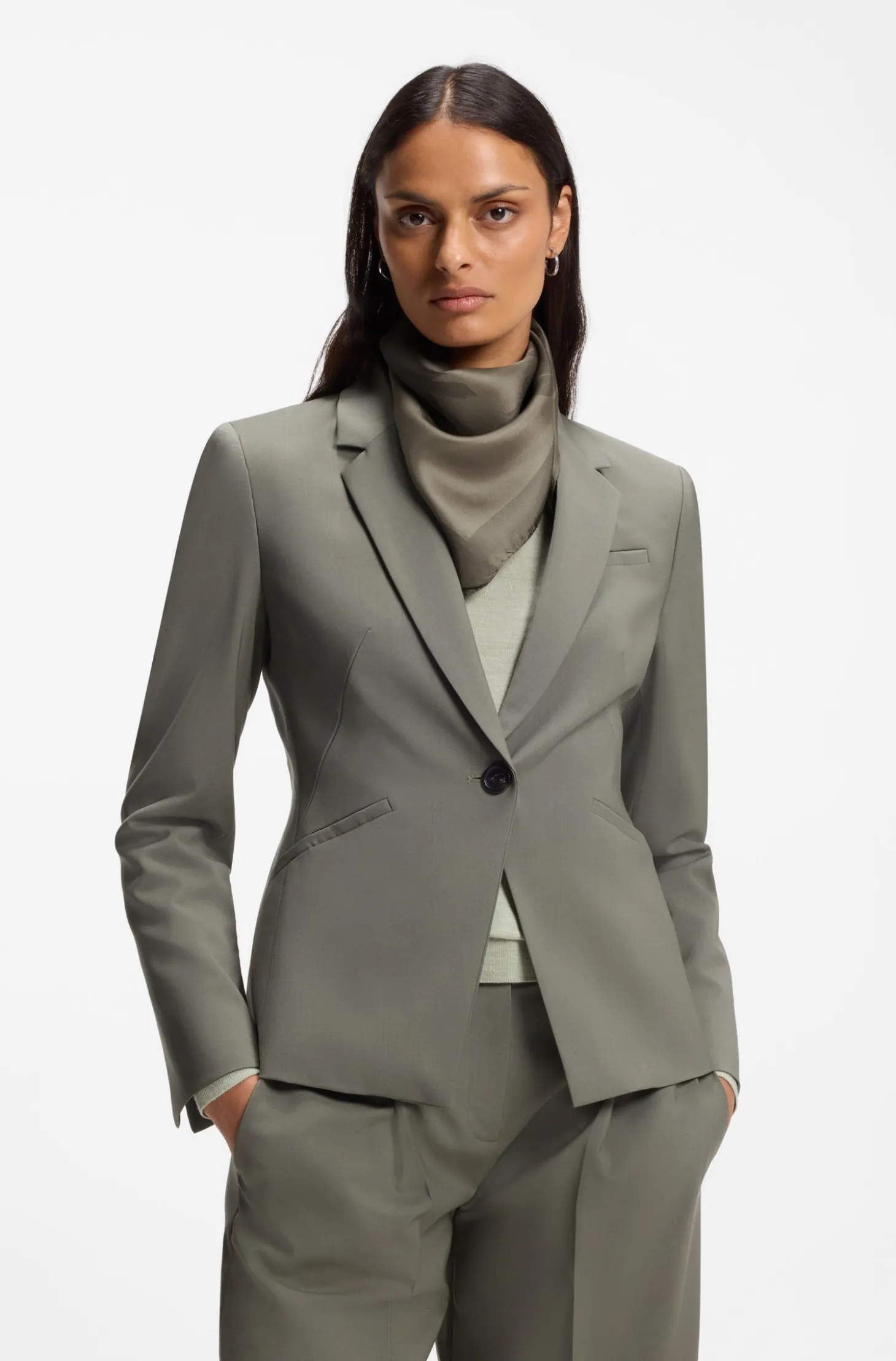 In Italien gefertigtes Tuch aus bedrucktem Seiden-Twill