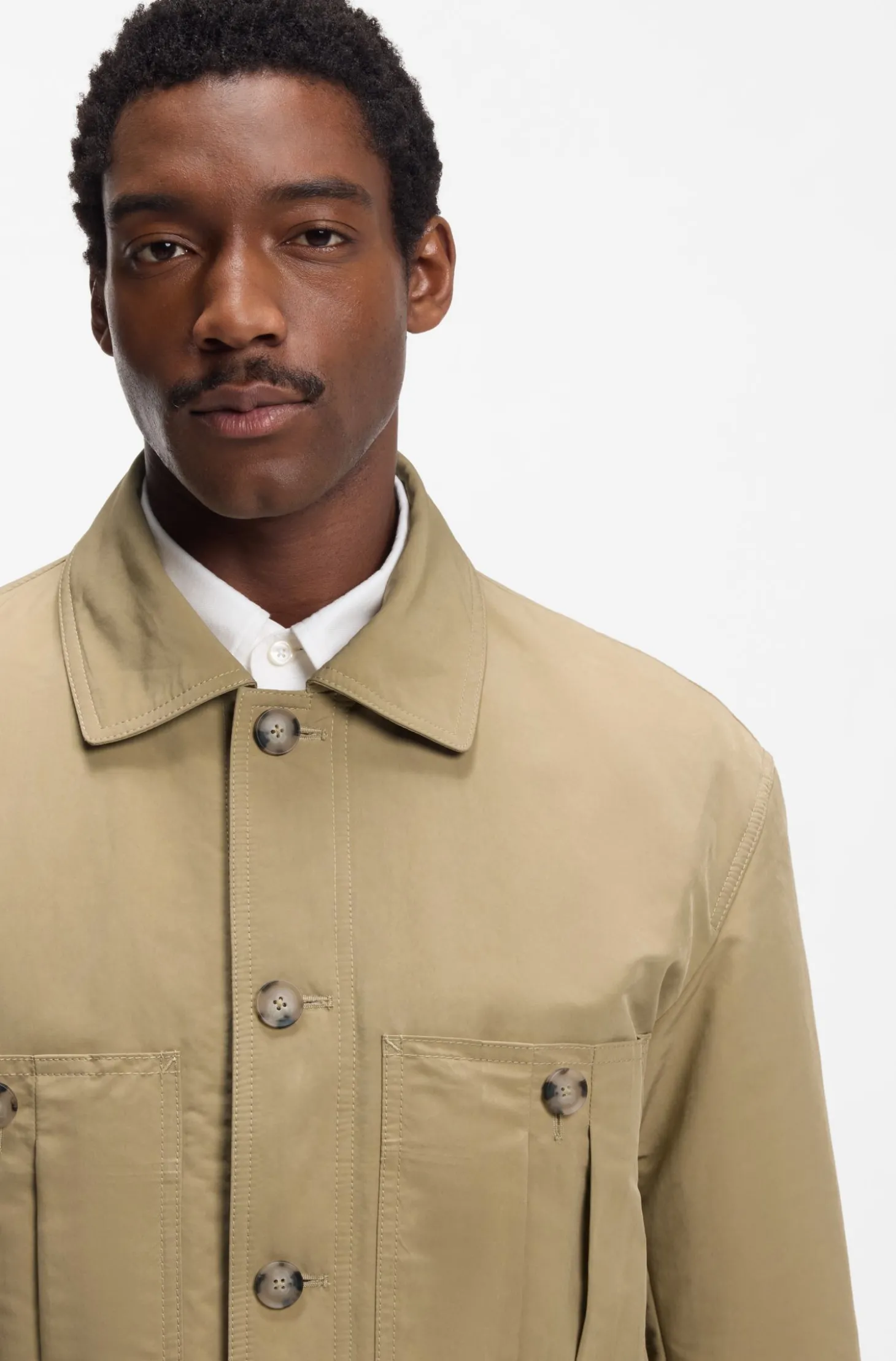 Jacke aus angerautem Gewebe mit wasserabweisendem Finish