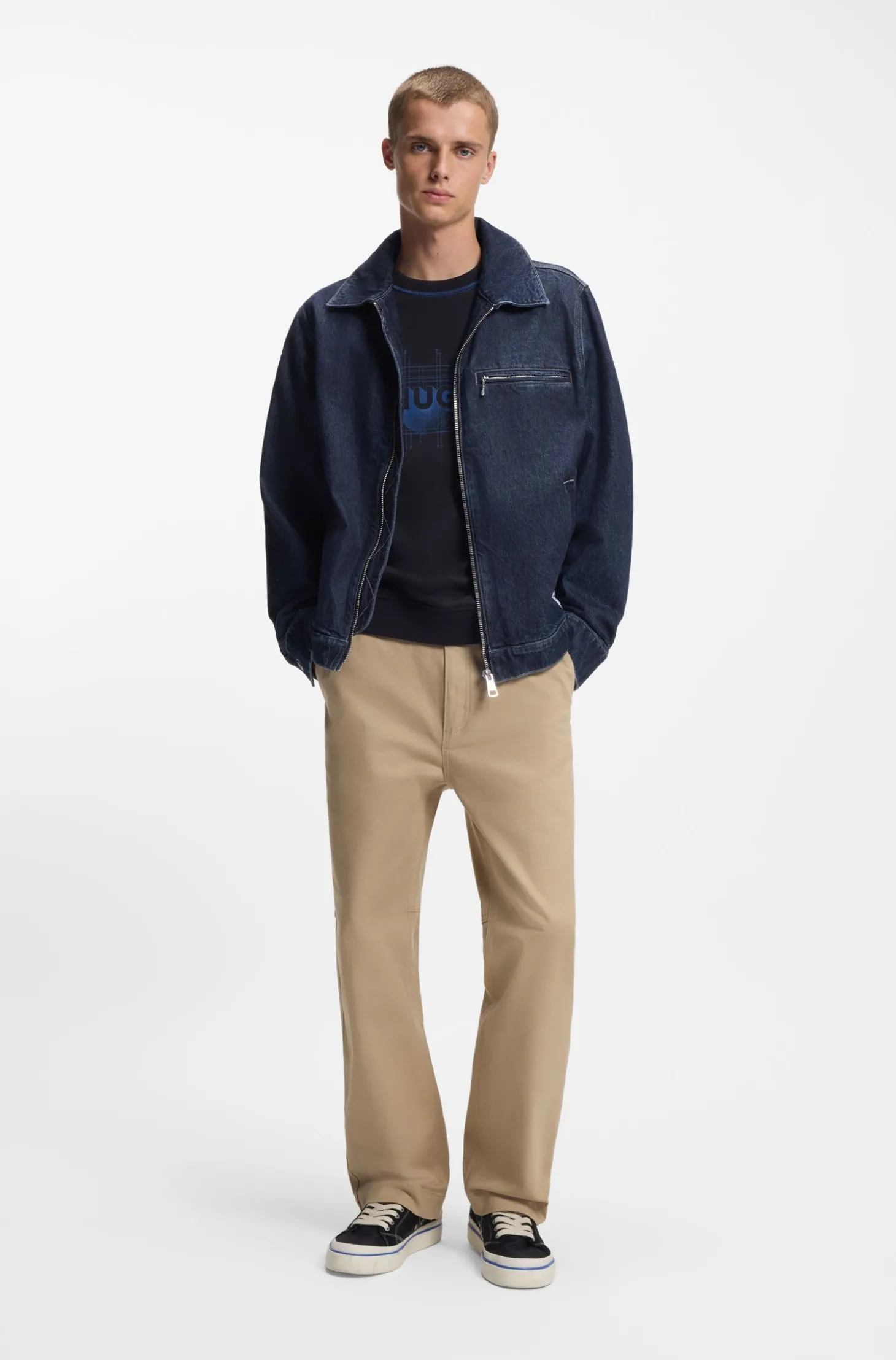 Jacke aus blauem Denim mit Reißverschluss und Brusttasche
